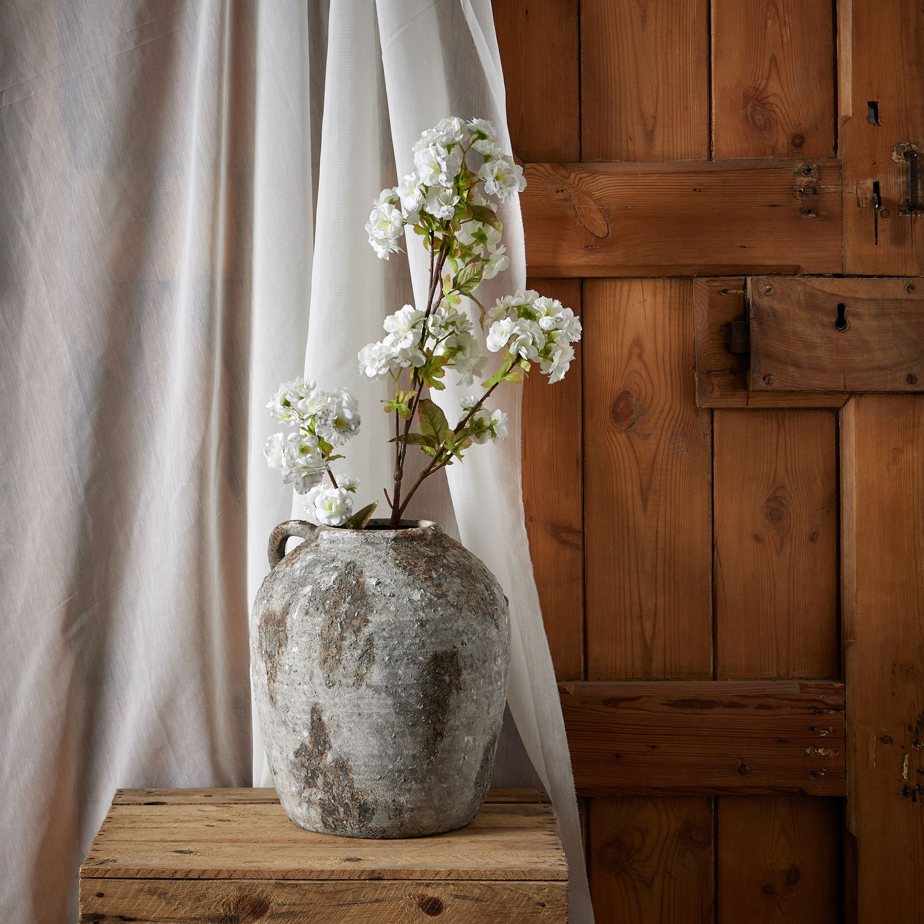 Tall White Blossom - image 3