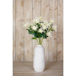 Cream Sea Holly Spray - image 4