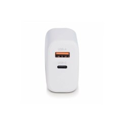 Lindy 65W USB Type A and C GaN Charger - image 3