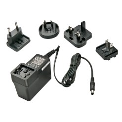 Lindy 73806 power adapter/inverter Indoor Black