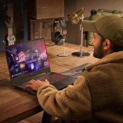 ASUS TUF Gaming F16 FX607VU-RL016W Copilot+ PC Intel® Core™ i7 i7-13620H Laptop 40.6 cm (16