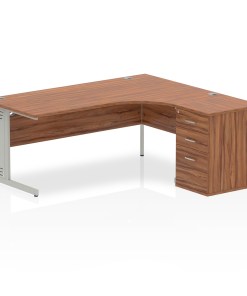 Impulse 1800mm Cable Managed Right Crescent Desk Workstation