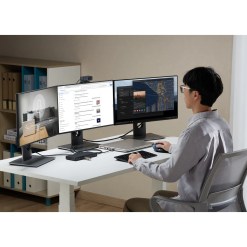 Kensington SD4842P EQ USB-C 10Gbps Triple Video Driverless Docking Station with 100W Power Delivery - image 9