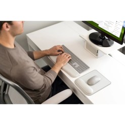 Kensington ErgoSoft Wrist Rest Mouse Pad for Standard Mouse - image 7