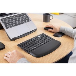 Kensington SmartFit Easy Riser EQ Laptop Cooling Stand - image 8