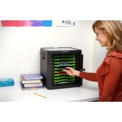 Kensington Charge & Sync Cabinet, Universal Tablet — Black - image 2