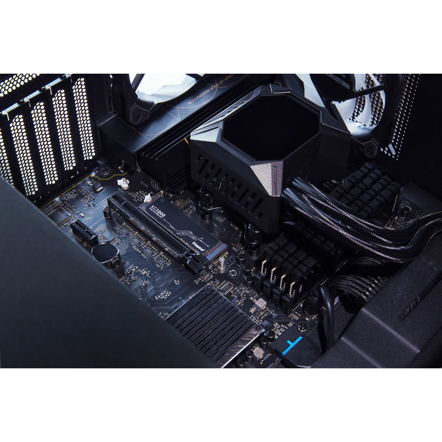 Kingston Technology 4096G KC3000 M.2 2280 NVMe SSD - image 9